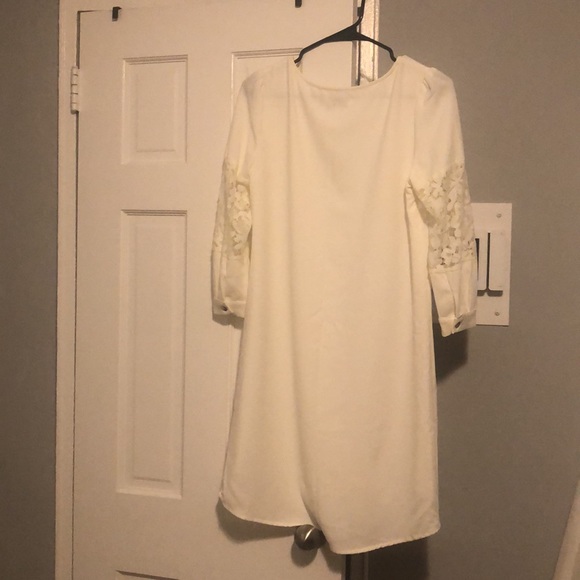Hone Year White Shift Dress - Picture 2 of 3